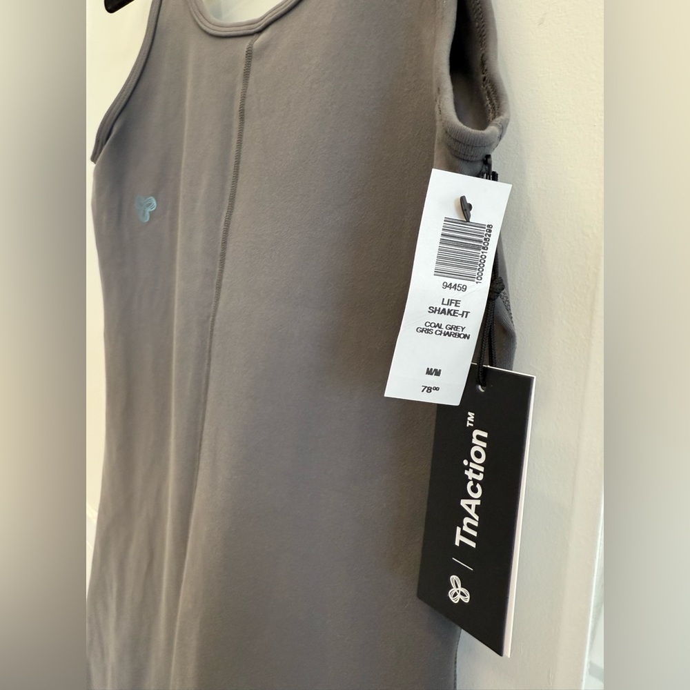 NWT Aritzia TnaLIFE™ Shake-It 5" Romper Scoopneck Coal Grey Size M